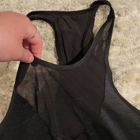 Exercise Top - Picture 2 of 4